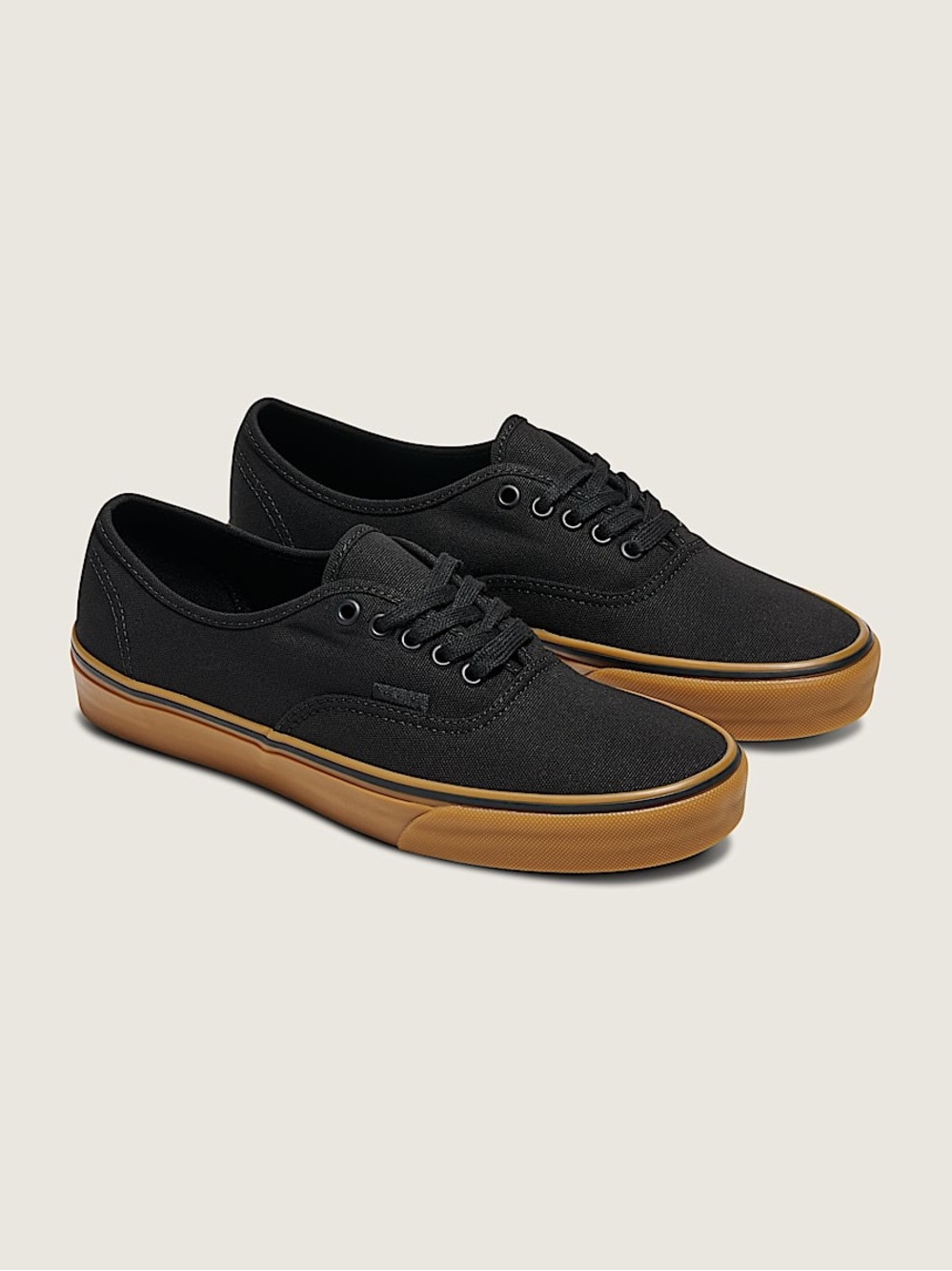 Vans Black Canvas Sneakers with Gum Rubber Sole Men’s Size 9.5M NWOB